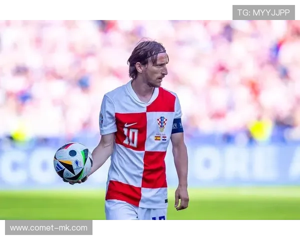 欧洲U19锦标赛资格赛激战正酣，年轻新星闪耀赛场